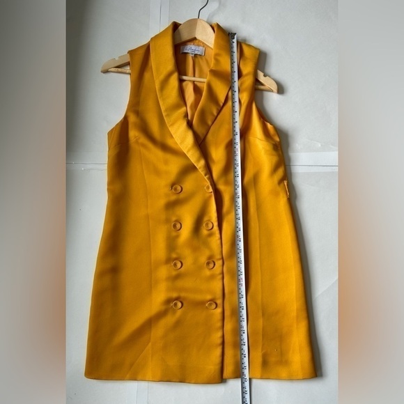 L'ACADEMIE revolve The Gretta Dress in Mustard Yellow - Picture 4 of 7